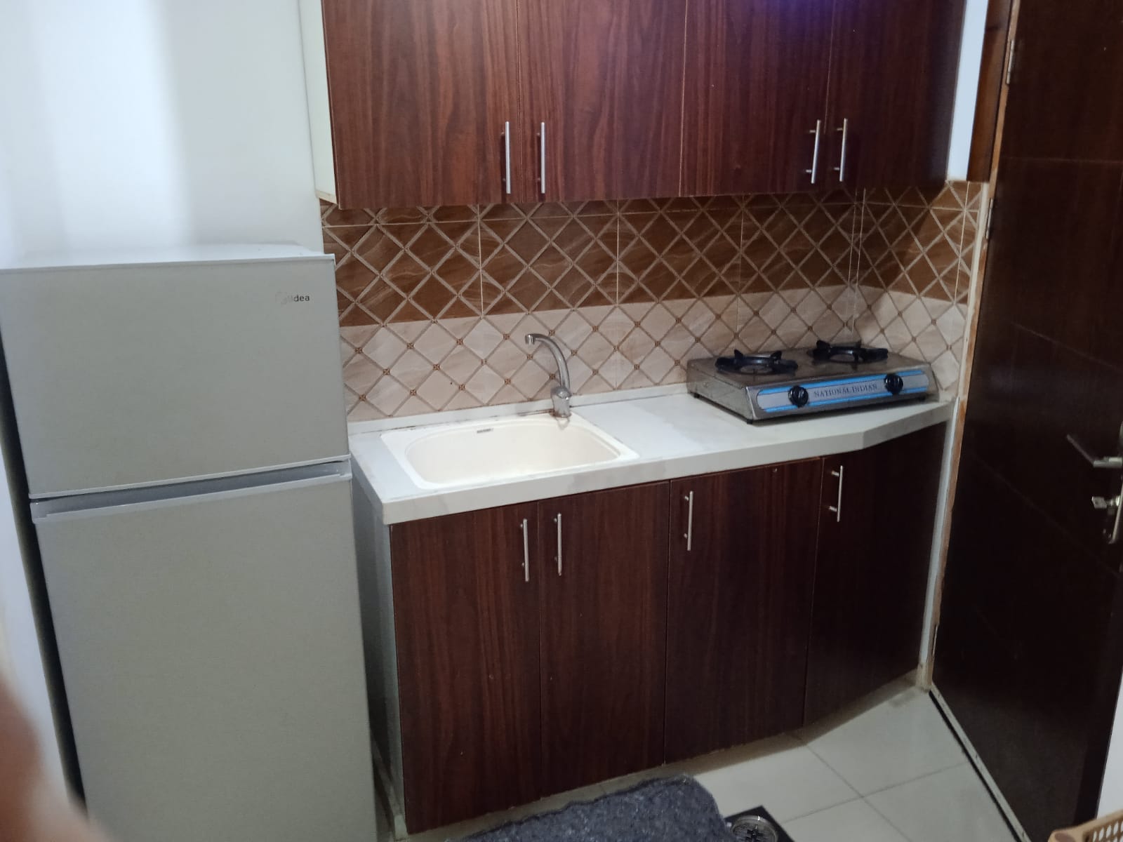 استوديو مفروش للإيجار