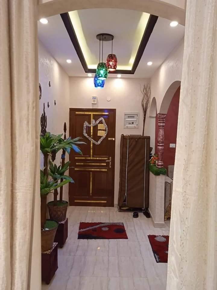  شقة بعمارة للبيع خلف محطة تمراز