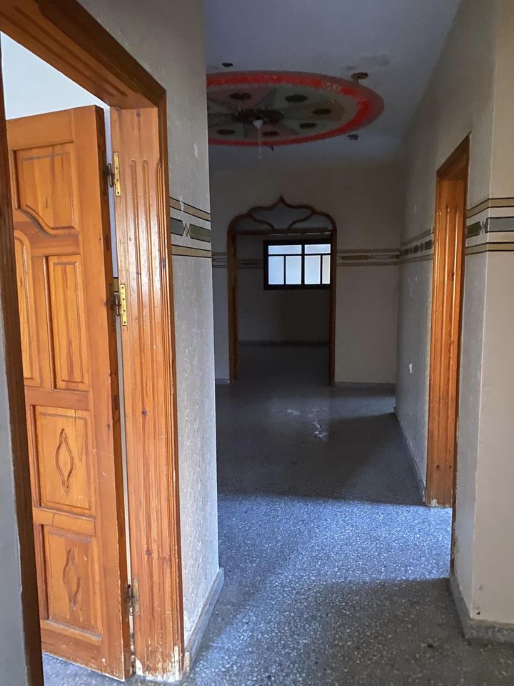 شقة للإيجار بالقرب من مسجد مصعب بن عمير  