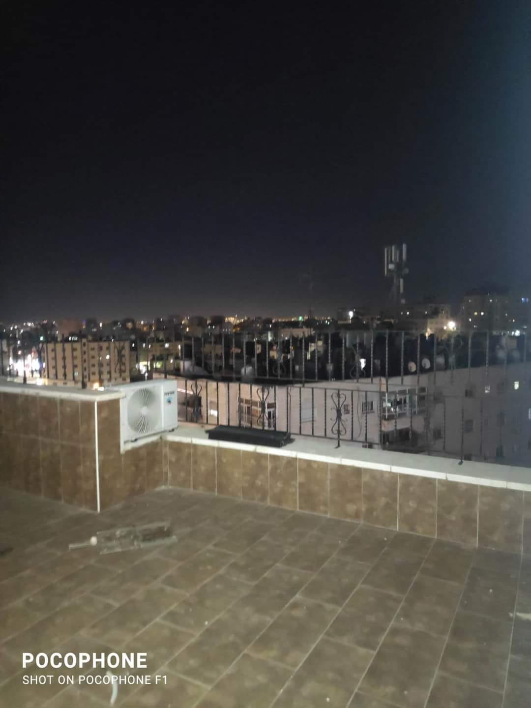 روف للإيجار - الشارع الرئيسي