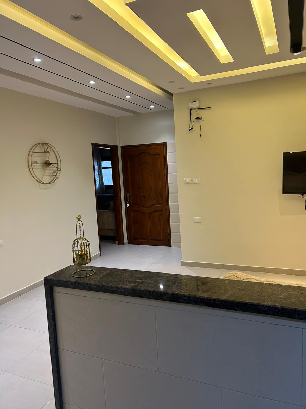 منزل للبيع بناء حديث - ميدان الشهداء