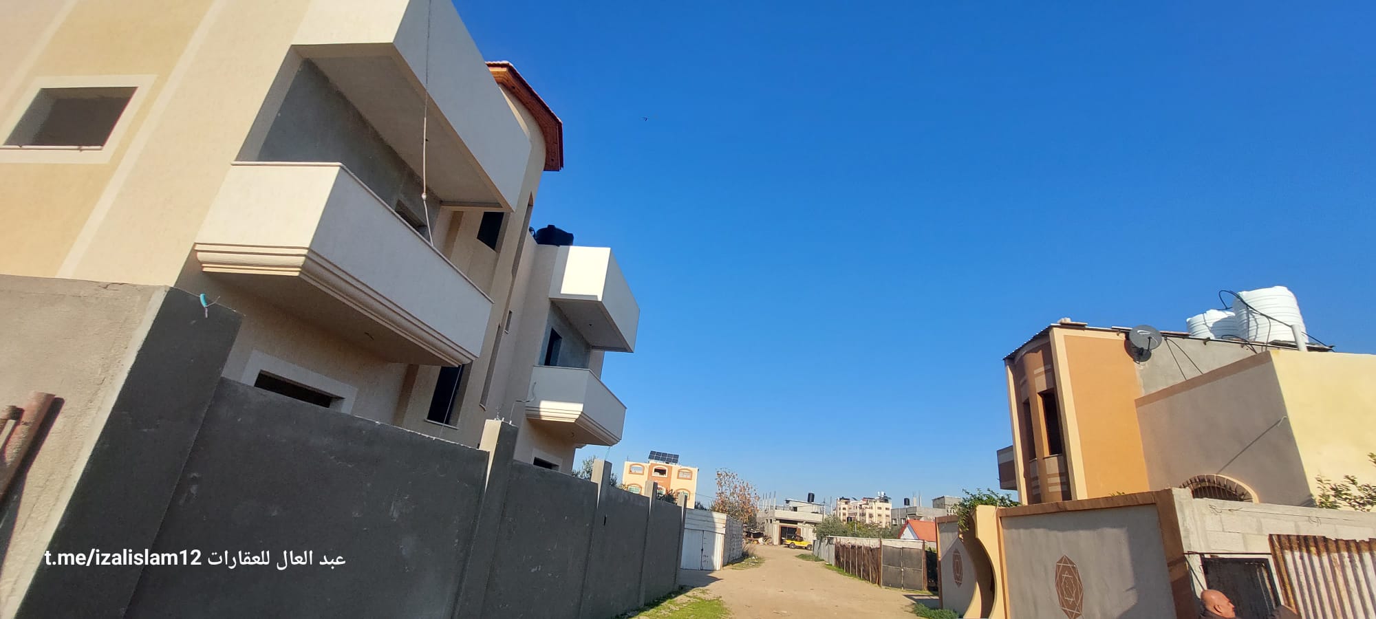 قطعة أرض للبيع شرق الكلية الجامعية