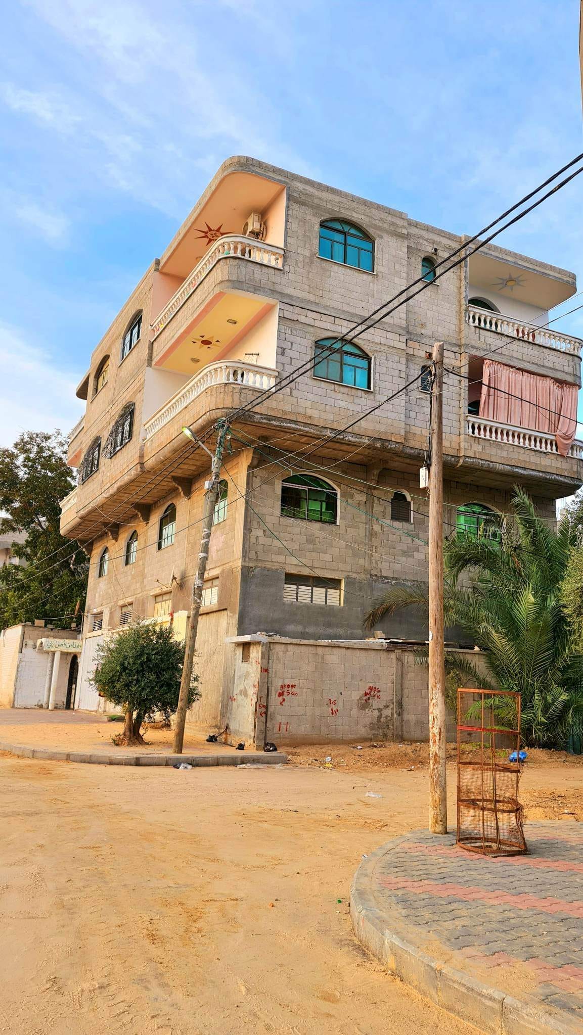 عمارة 4 طوابق للبيع