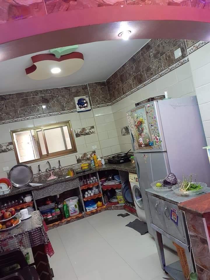شقة للبيع شرق صيدلية التقوى 