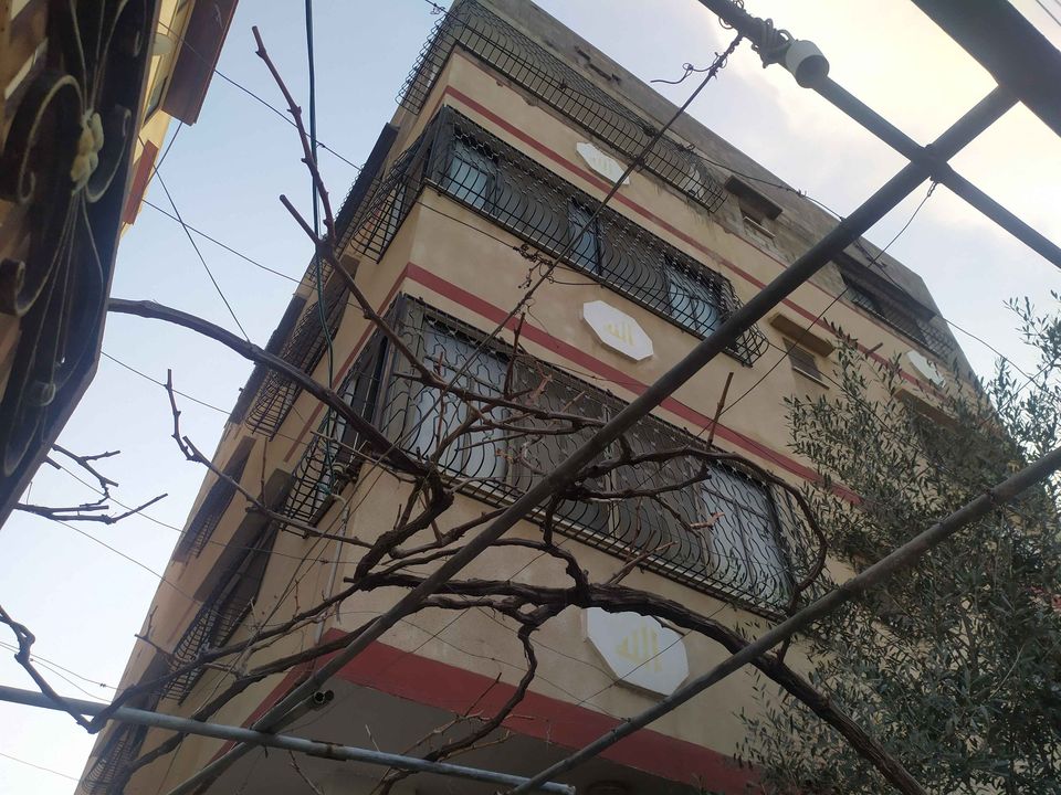 منزل للبيع في منطقة هادئة جداً