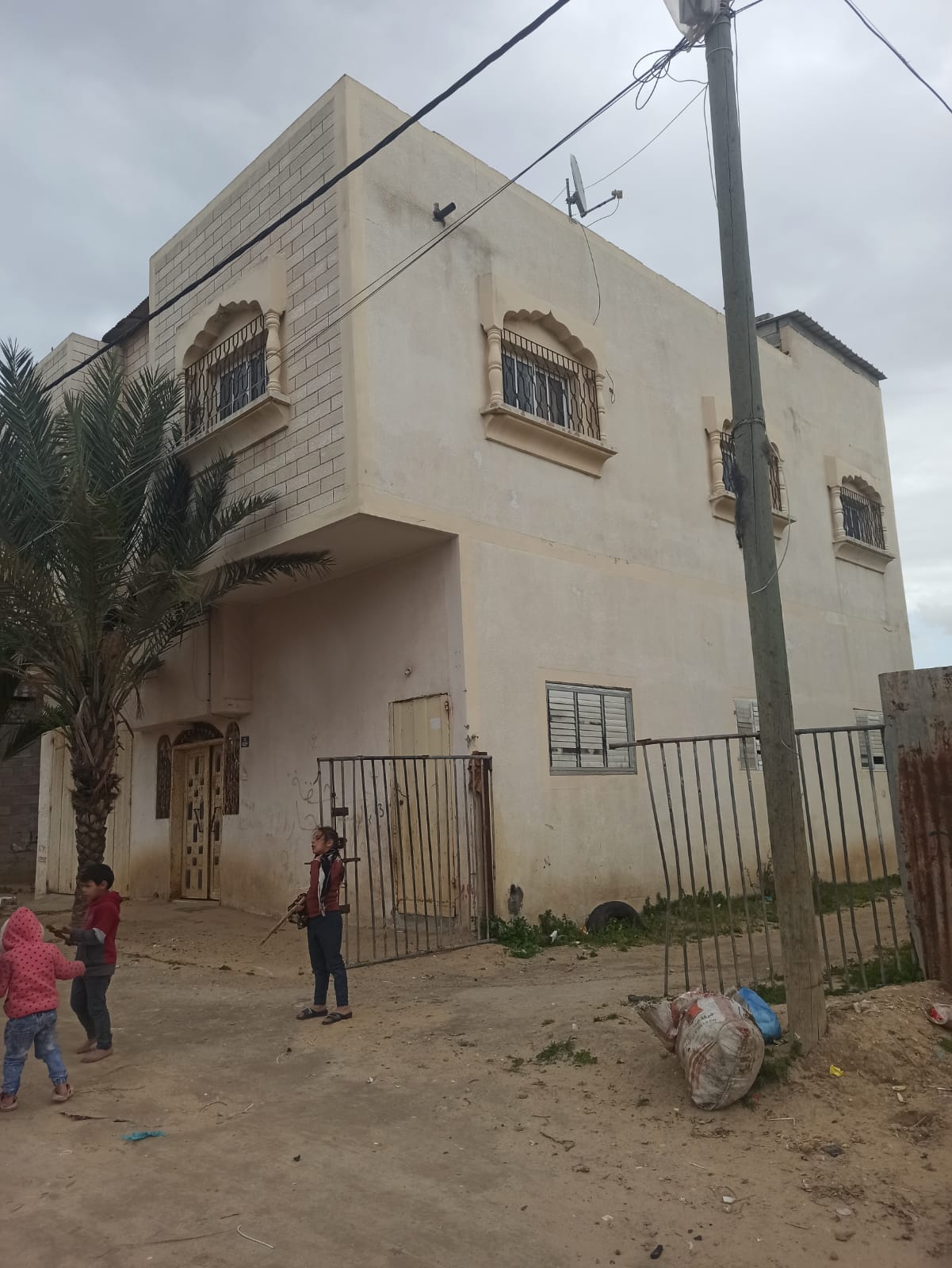 منزل للبيع بالقرب من دوار تل الدهب