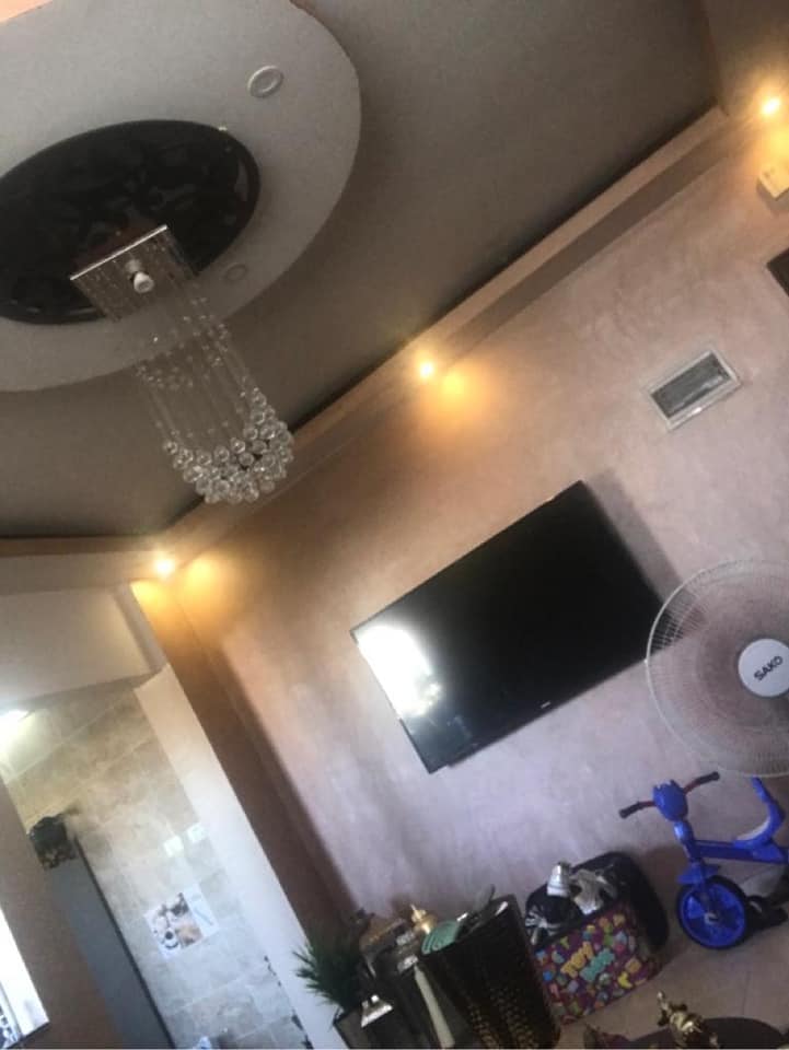 شقه للبيع بسعر مغري بسبب السفر 