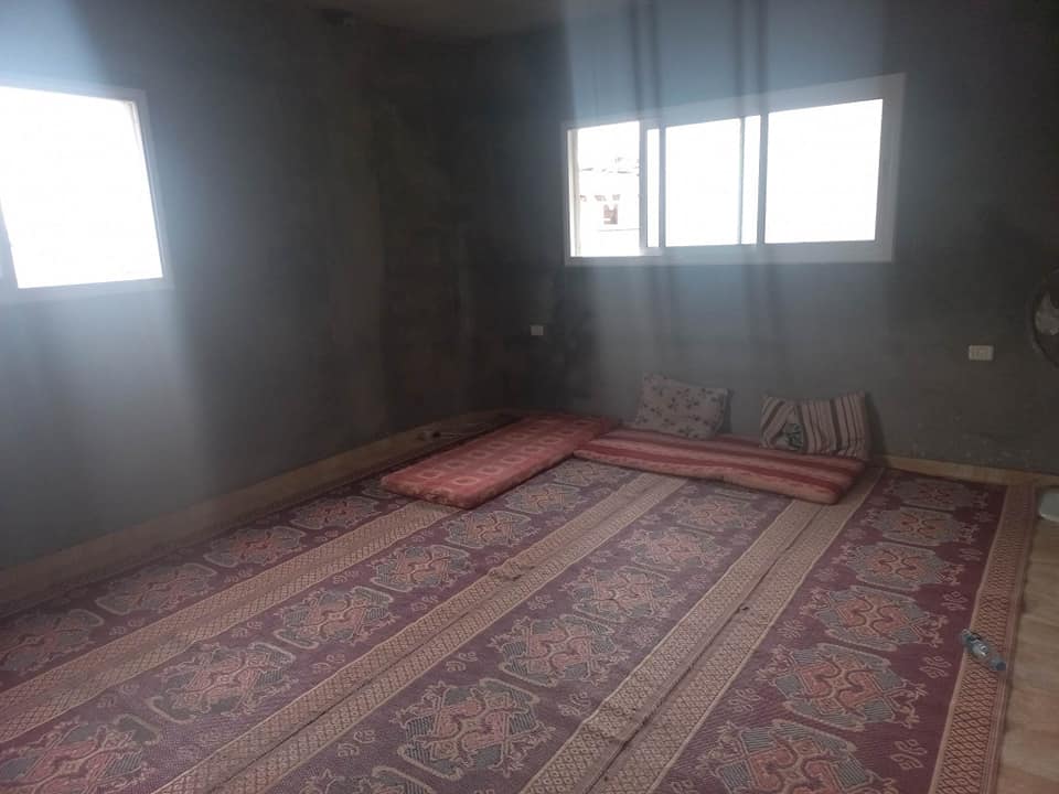 3 شقق سوبر لوكس للبيع في منطقه حيويه جدا