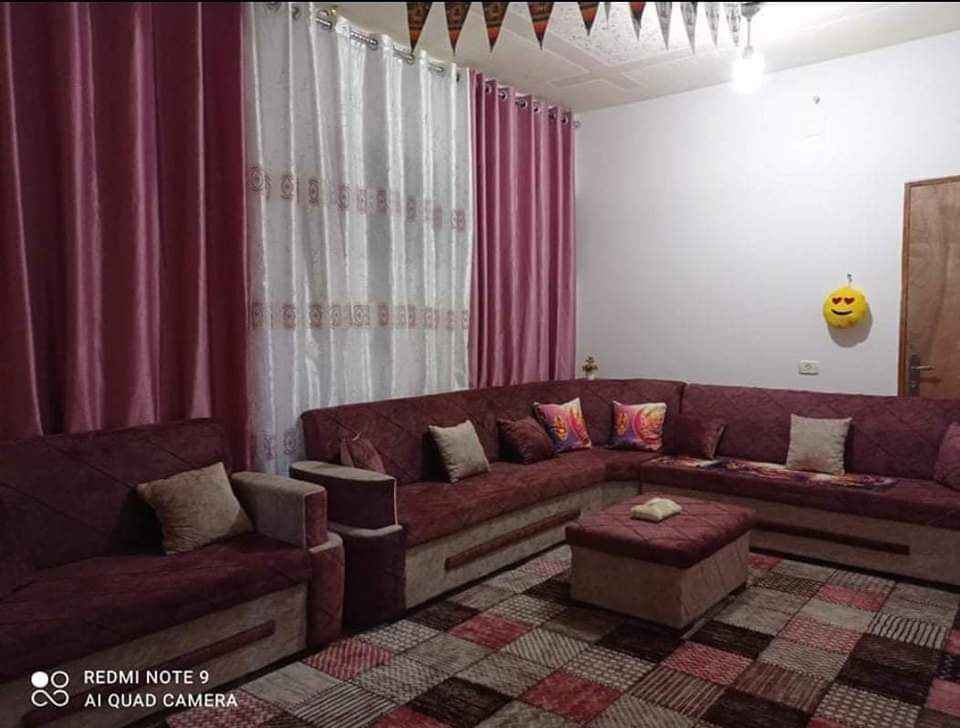 دار للبيع خلف الهلال الأحمر 