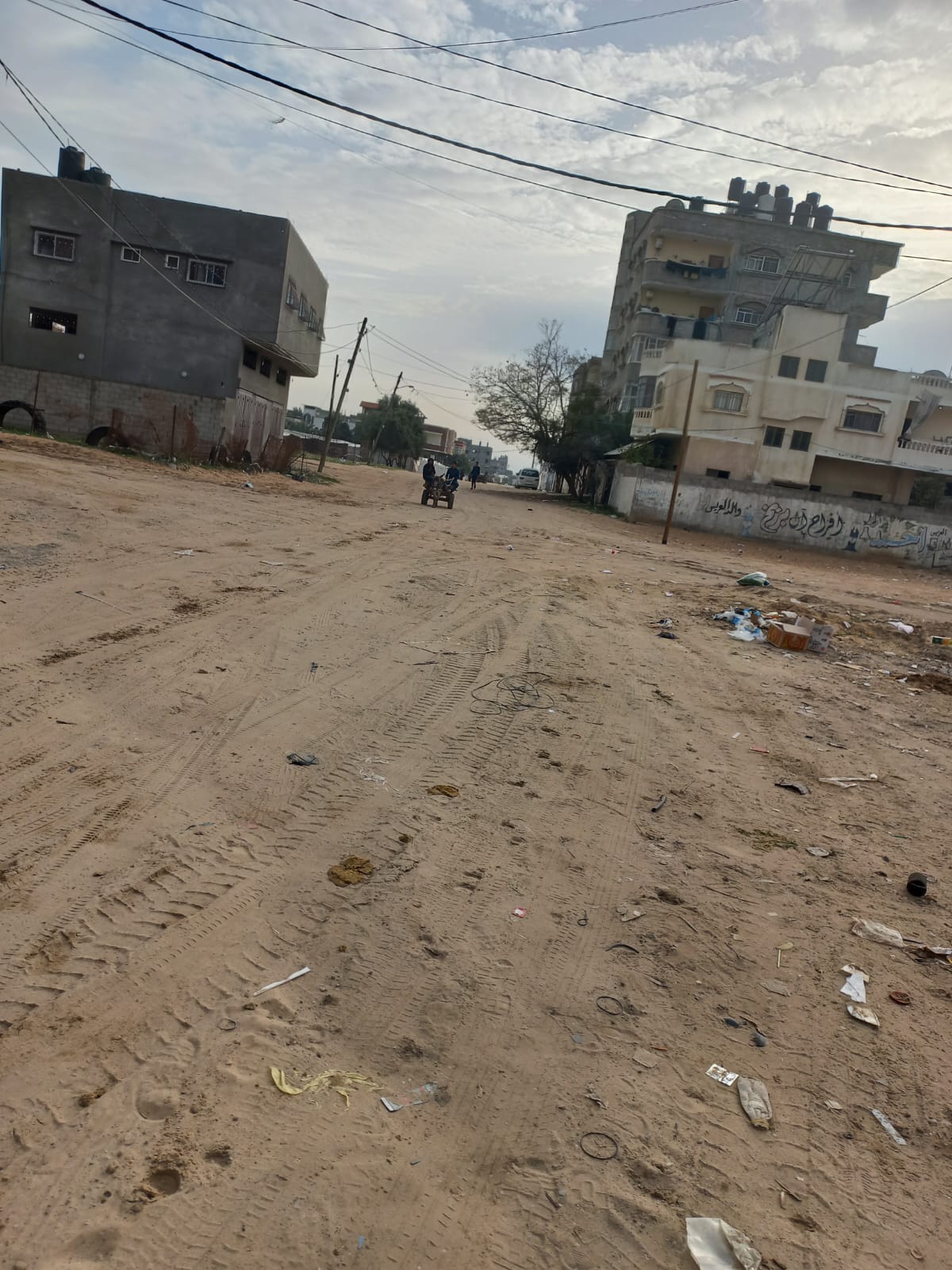 قطعة أرض للبيع  قرب الكلية الجامعية