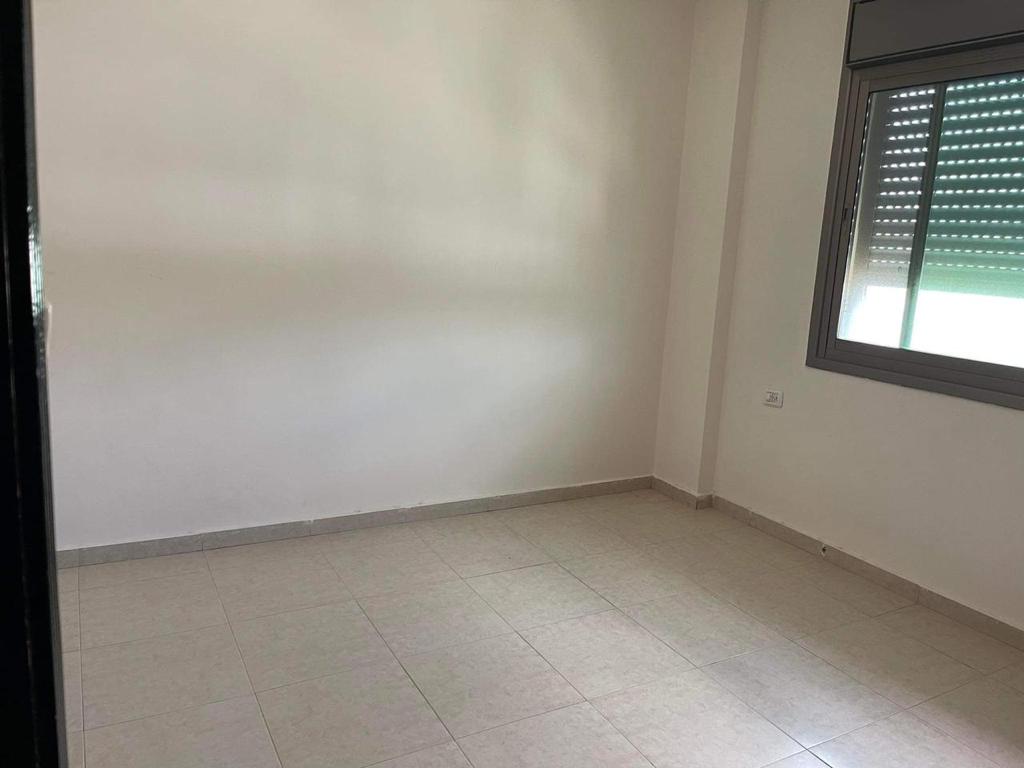 شقة مميزة للبيع قرب مسجد الصحابة