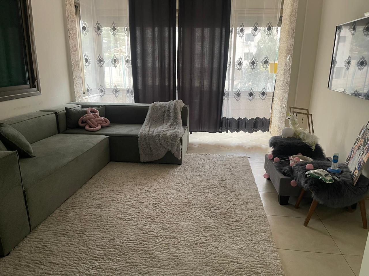 شقة مميزة للبيع قرب مسجد الصحابة