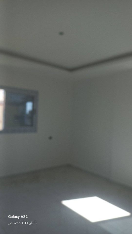 شقة للبيع بعمارة حديثة متكاملة الخدمات