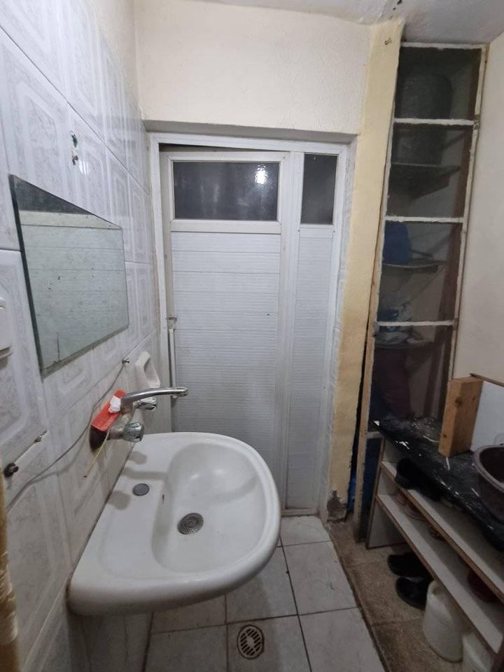 شقة للبيع بالقرب من مسجد السرايا 