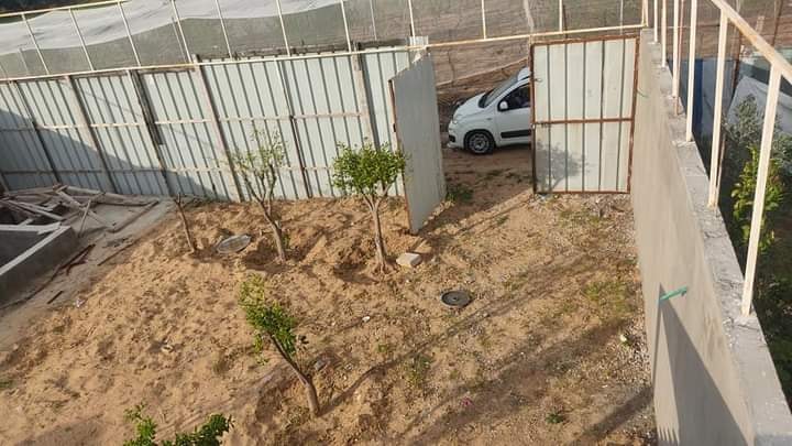 قطعة أرض جاهزة مسورة للبيع