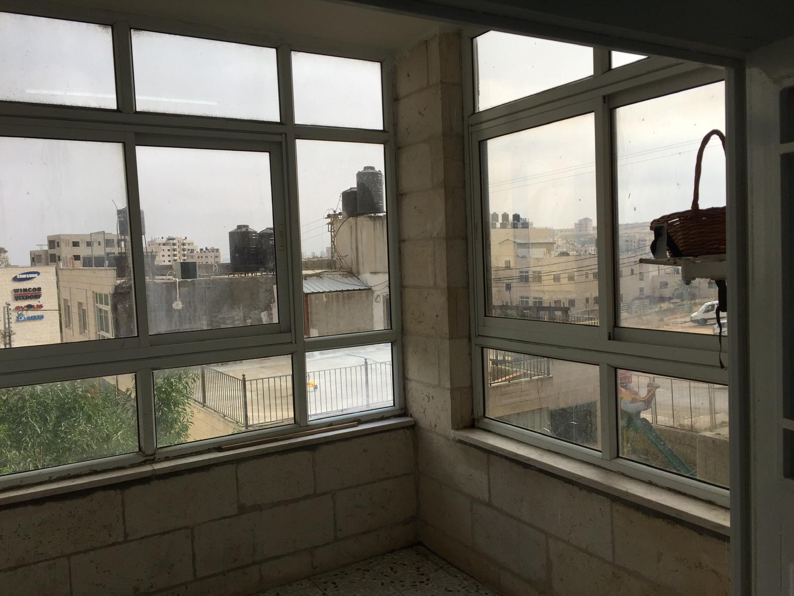 شقة غير مفروشة للإيجار بالقرب مدرسة وروضة النور