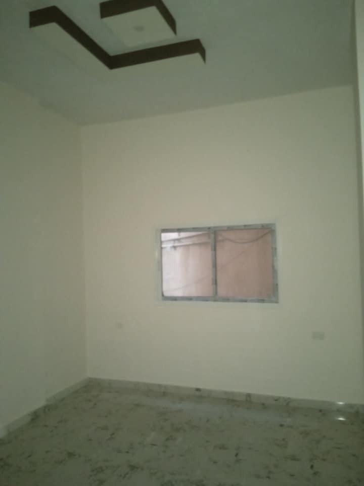  شقه أرضيه للبيع بجوار فلل الدنف