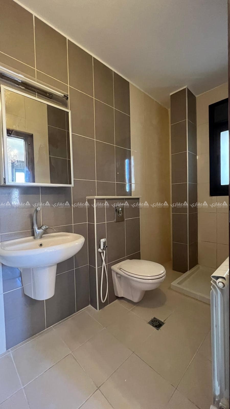 شقة للبيع مقابل برج فلسطين