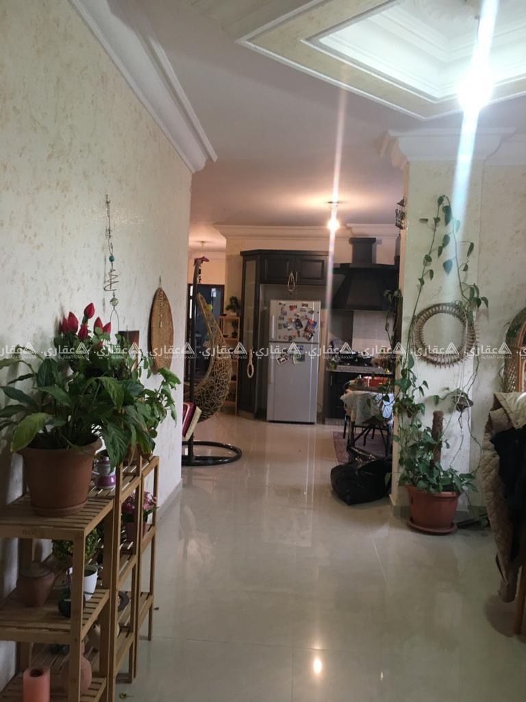 شقة للبيع مطلة على جهتين