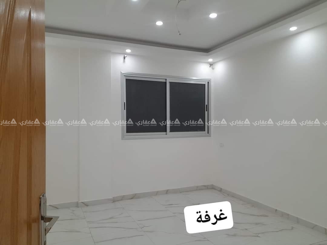شقة مشطبة قرب الأمن العام