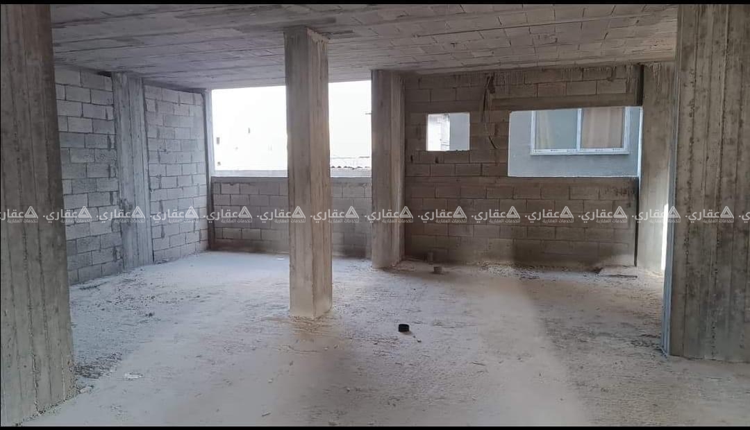 شقة عظم بجانب مسجد الغفران