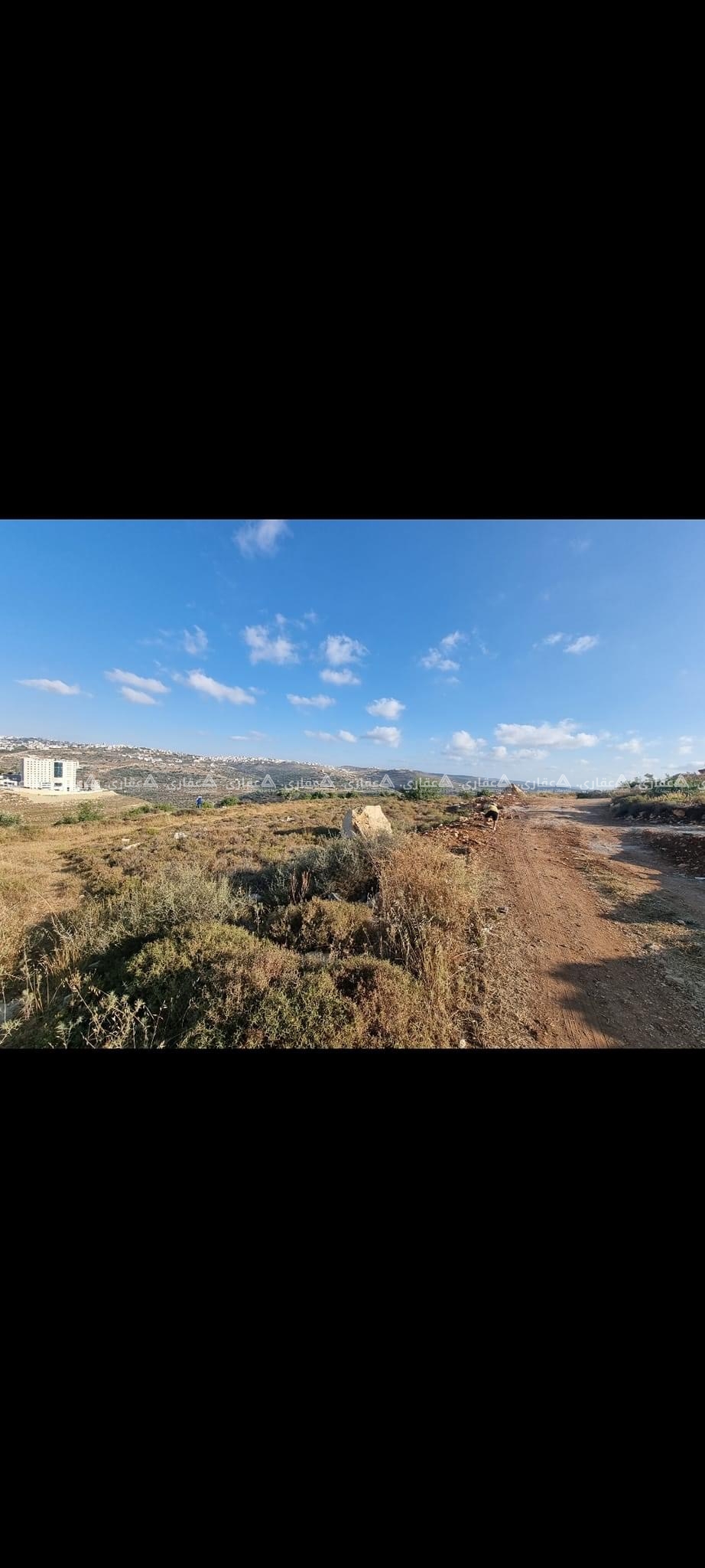 قطعة أرض مبسطة وجميلة للبيع