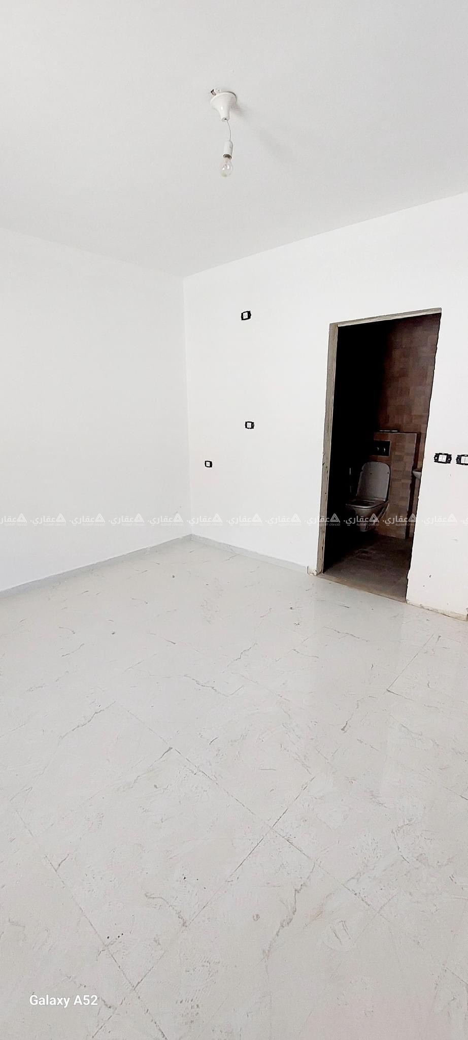 شقق جاهزة للسكن في عمارة حديثة