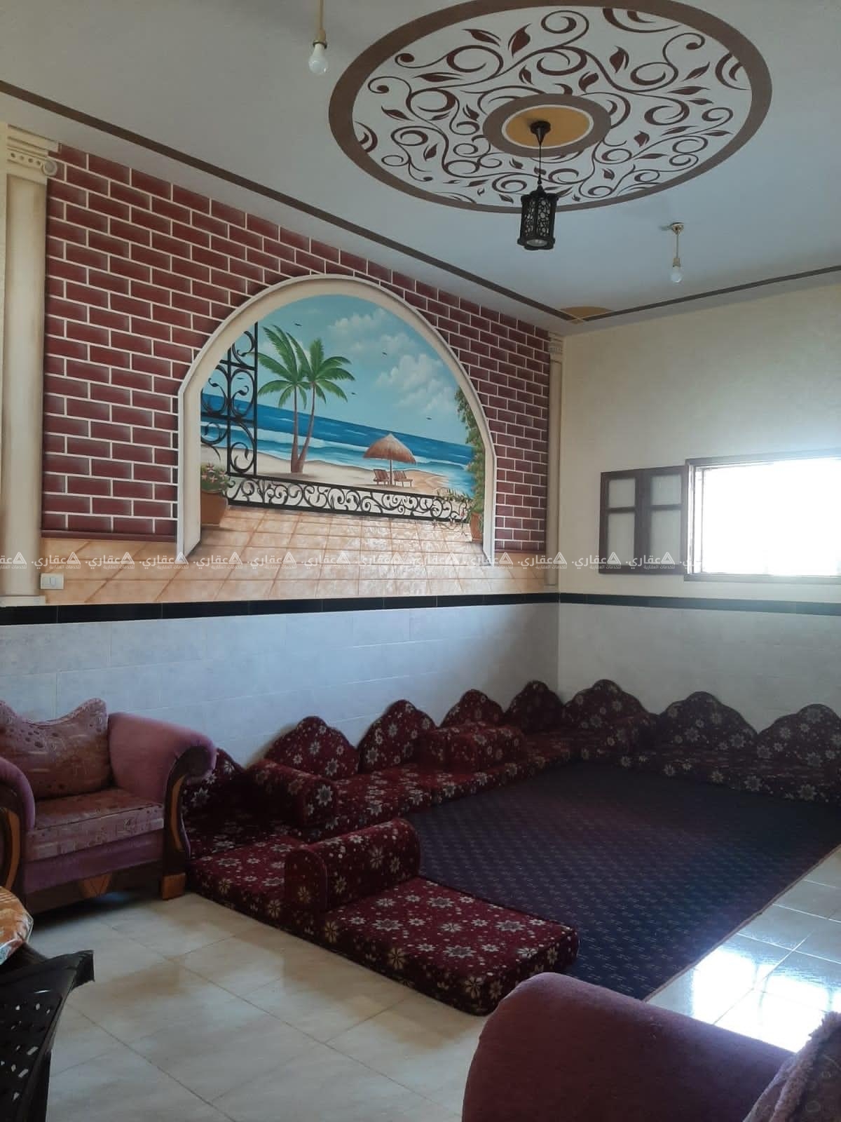 منزل بالقرب من مسجد الفرقان.