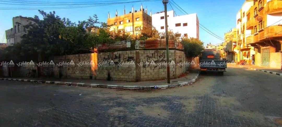 قطعة أرض بالقرب من مسجد أسماء بنت أبي بكر