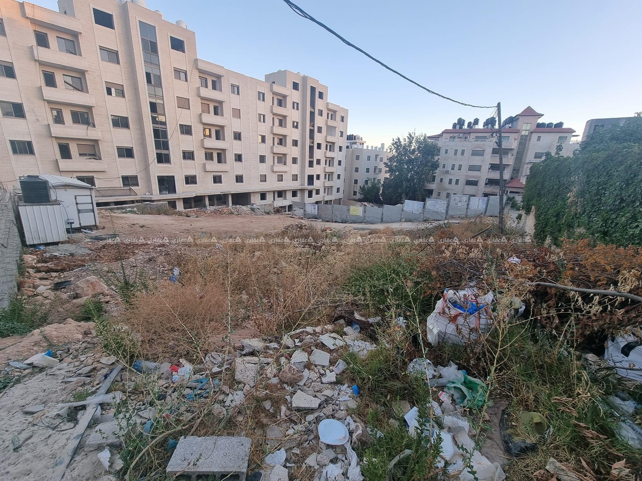 قطعة أرض بجانب الدفاع المدني