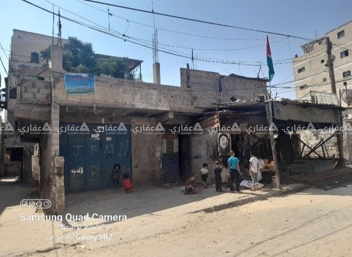 بيت باطون بناء قديم للبيع