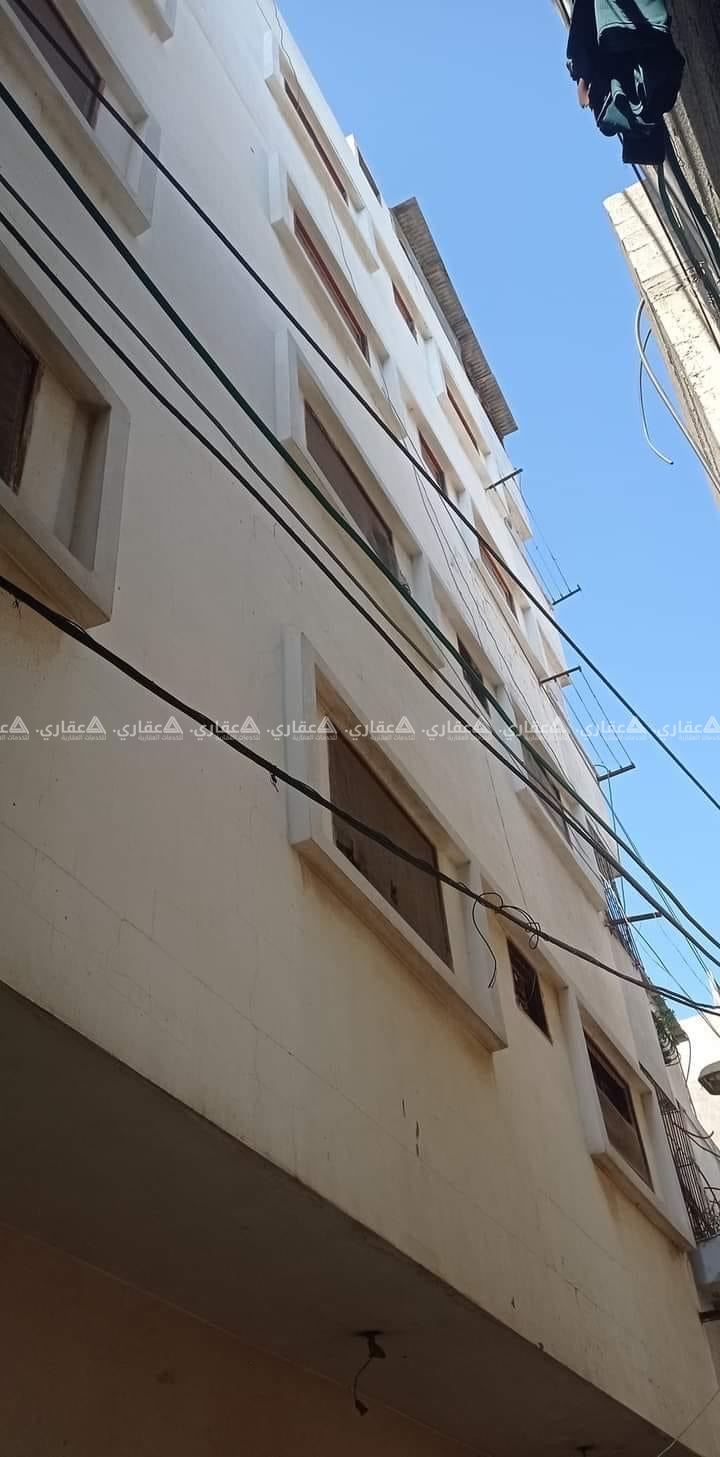 عمارة كاملة بالقرب من مجمع الصحابة