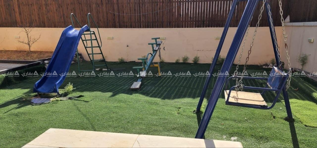 ڤيلا للبيع بالقرب من قصر الجنيدي