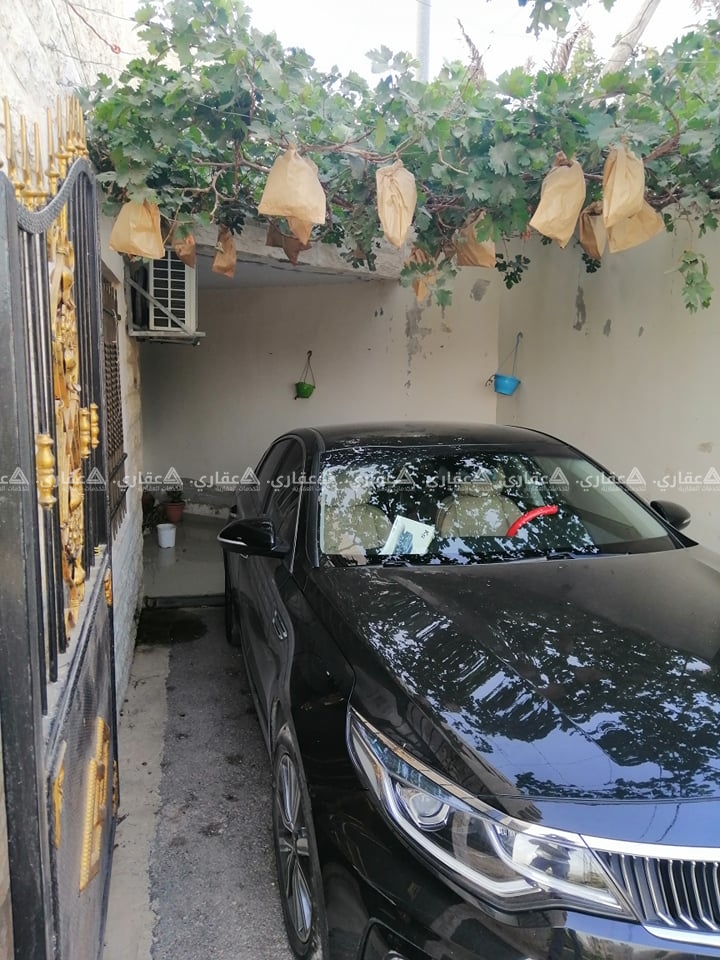 شقة سكنية منطقة سطح مرحبا قرب دوار الفيحاء