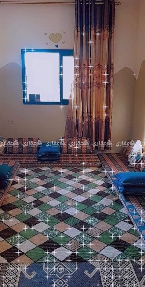 بيت طابقين للبيع