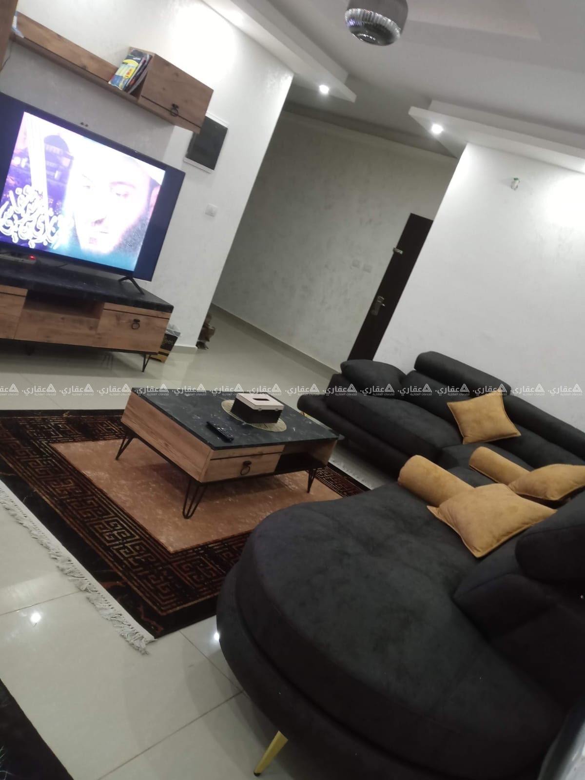 شقة أرضية مع حديقة للبيع  