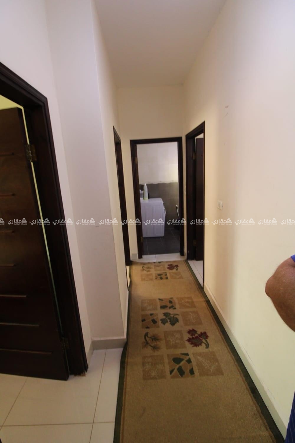 شقة للبيع بالقرب من مفروشات الرونق