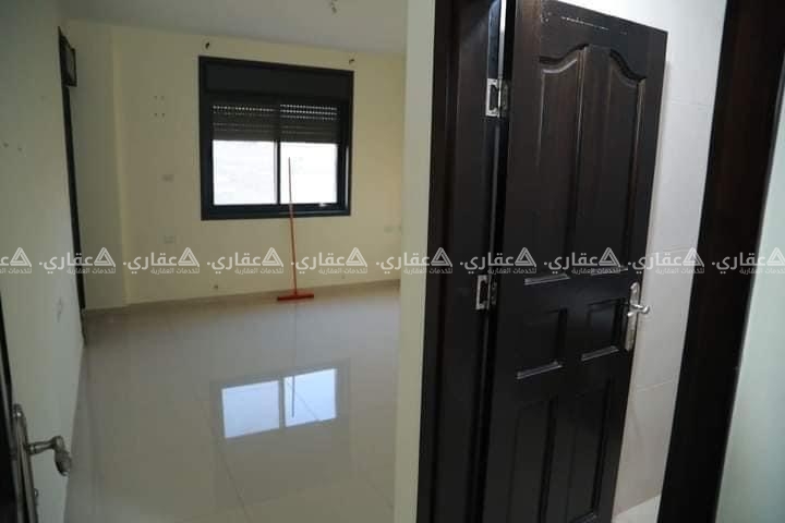 شقة غير مفروشة للإيجار