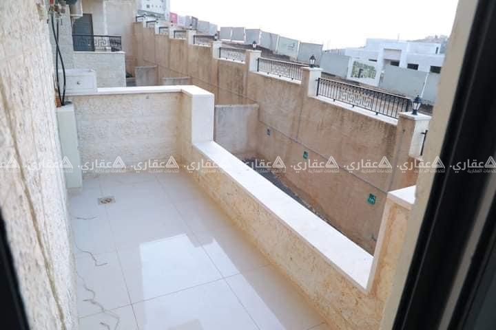 شقة غير مفروشة للإيجار