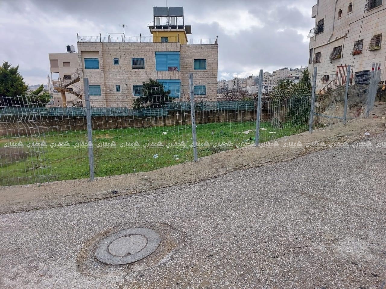 قطعة أرض مميزة تجارية للبيع