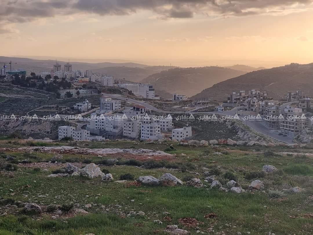 قطعة أرض للبيع بإطلالة جميلة جداً جداً
