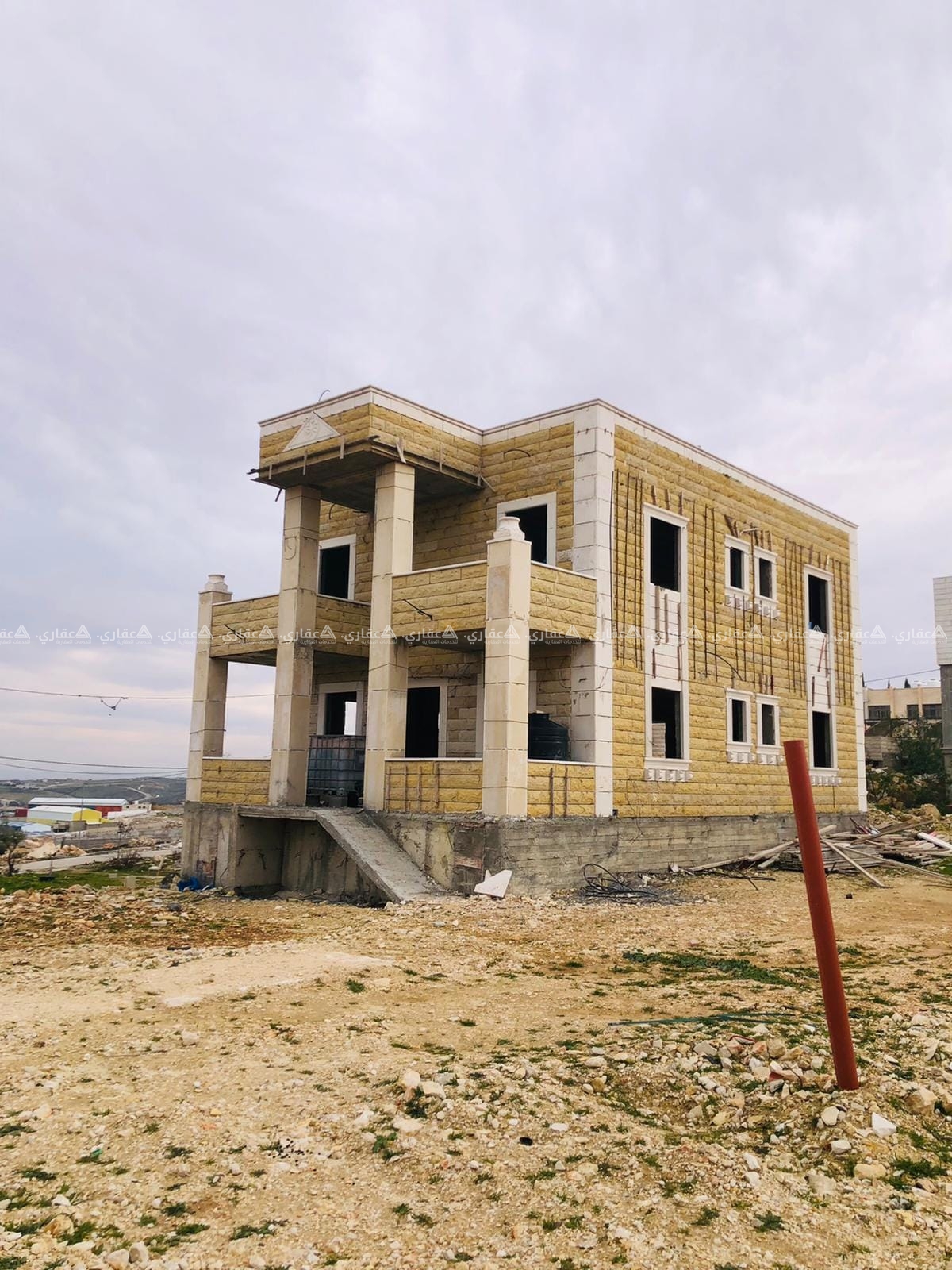 منزل مستقل للبيع بمواصفات حديثه(عظم)