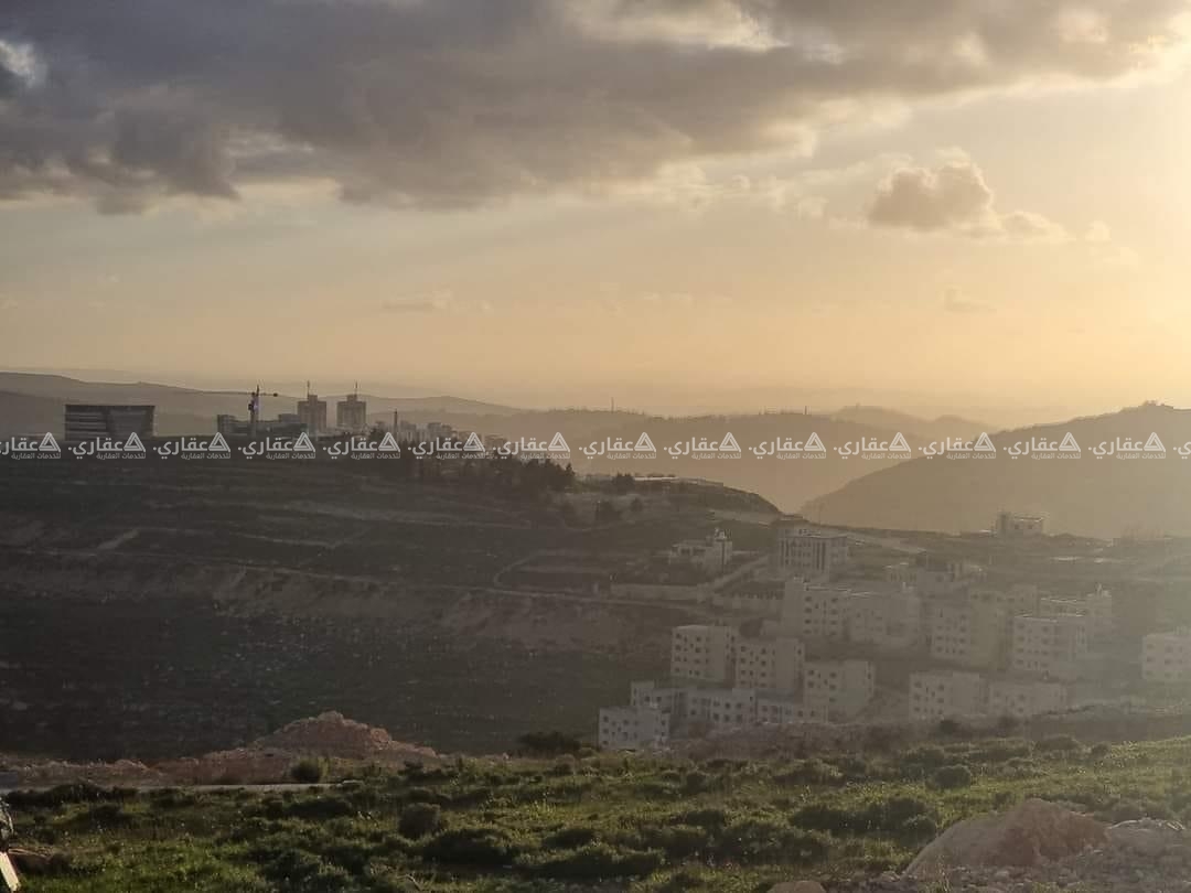 قطعة أرض للبيع بإطلالة جميلة جداً جداً
