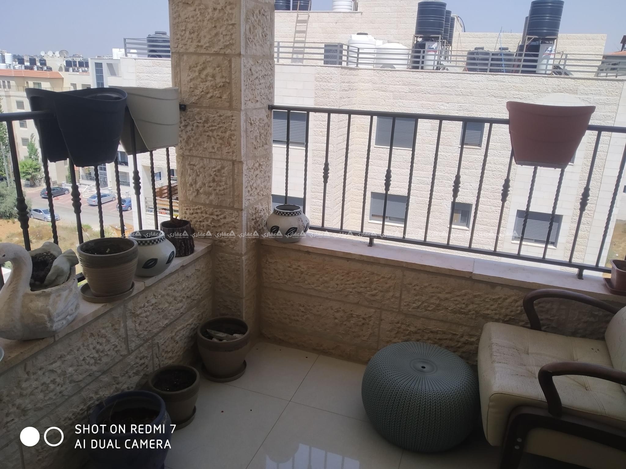 شقة فاخرة مفروشة للايجار قرب مسجد الكوثر وأرامكس