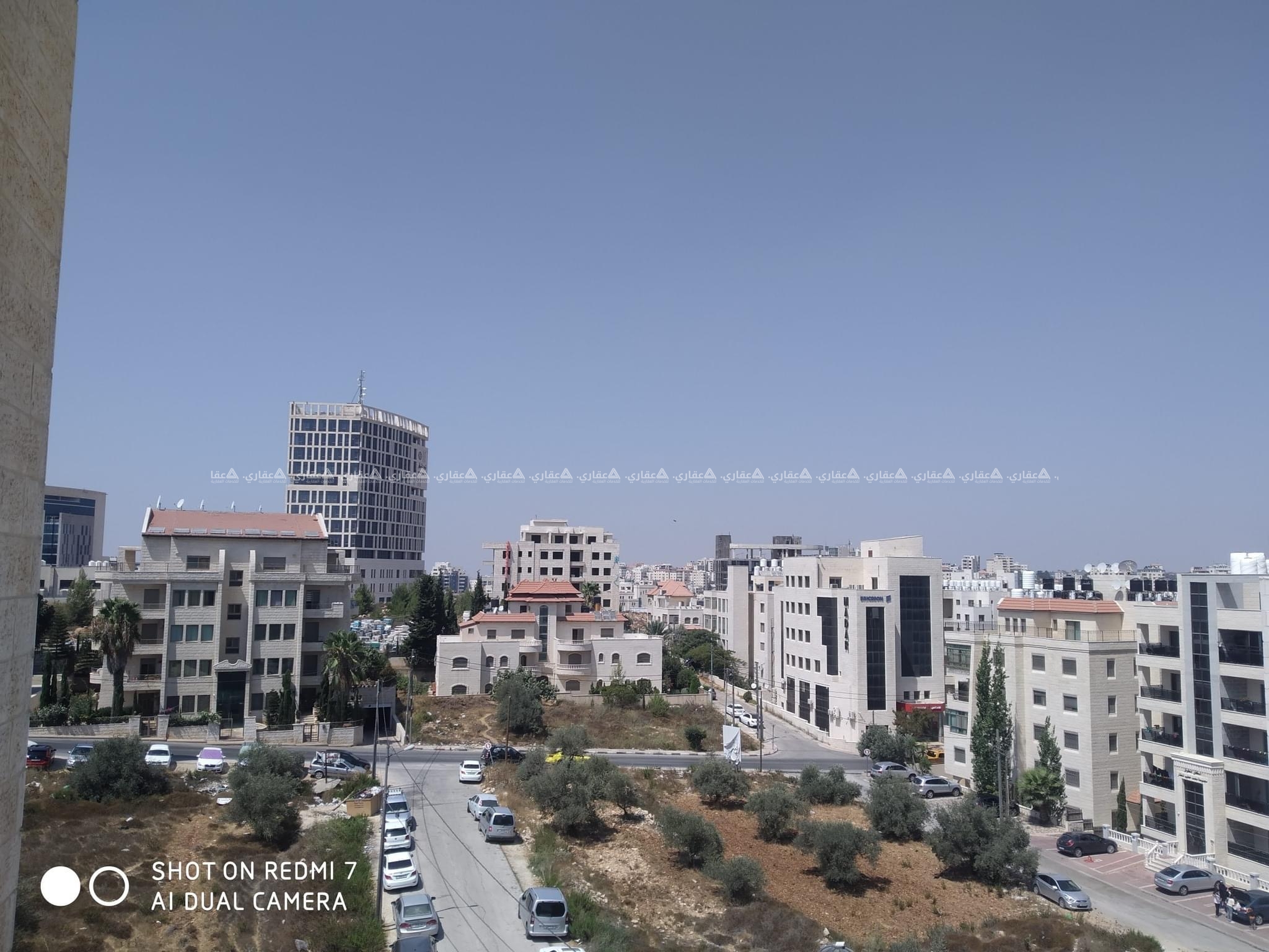 شقة فاخرة مفروشة للايجار قرب مسجد الكوثر وأرامكس
