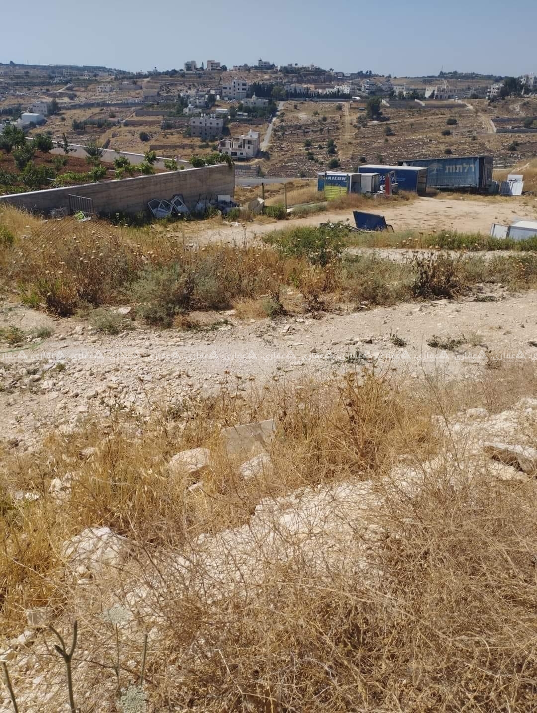 قطعة أرض للبيع 