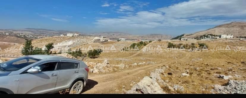 قطعة أرض للبناء في منطقة هادئة