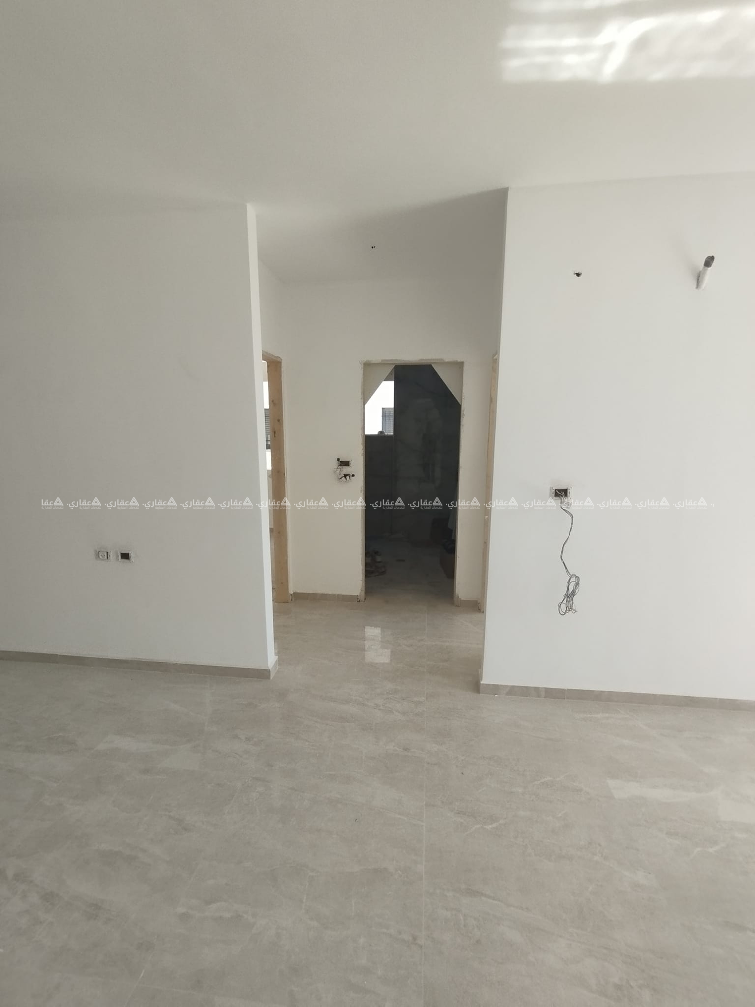 شقة جديدة للبيع قرب الدفاع المدني