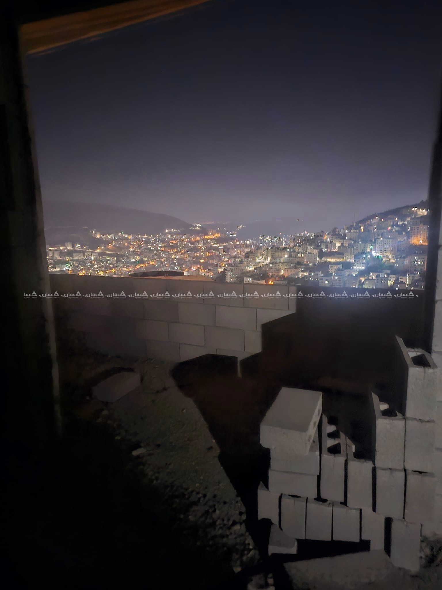 شقة عظم للبيع عند مشفى الأمل