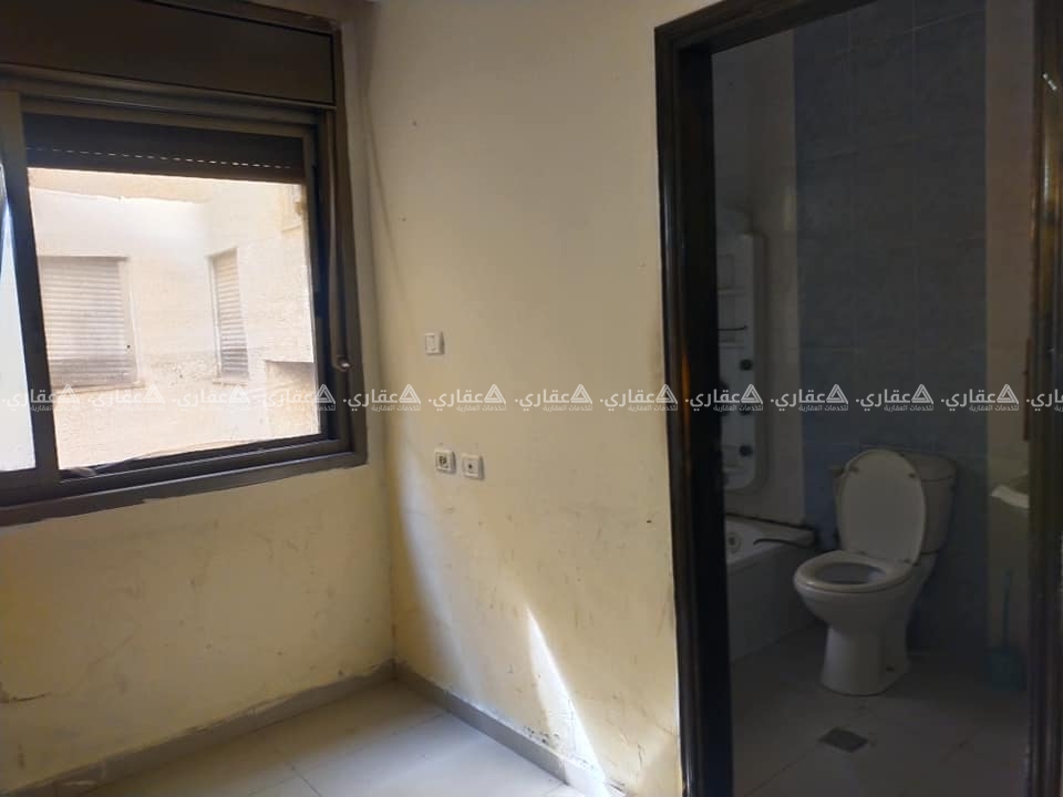 شقة للبيع في عين مصباح